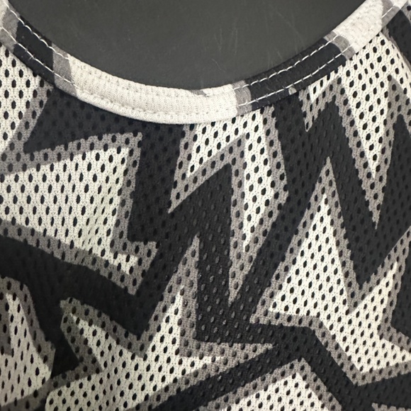 Tulio Mesh Tank Top Large 100% polyamide pinpoint mesh Made in Brazil - Picture 2 of 4